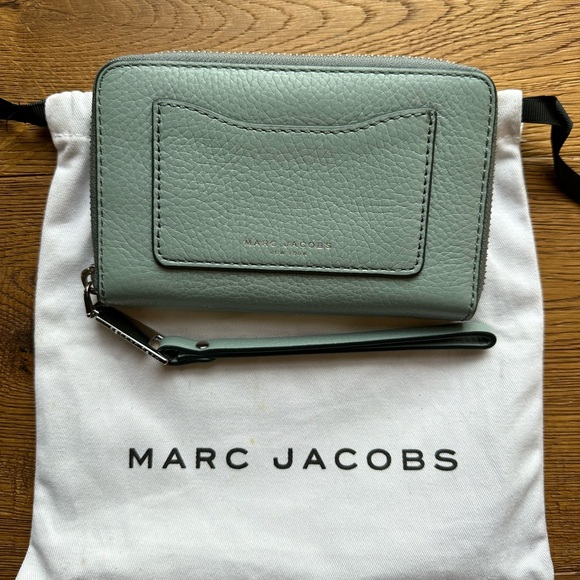 Marc Jacobs Wallet - Picture 4 of 5